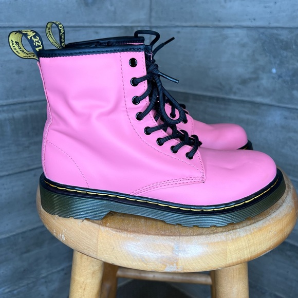 NWOT Dr Martens 1460 Boots - Picture 1 of 11